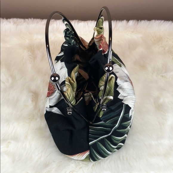 Hawaiian Print Handbag - Picture 4 of 4